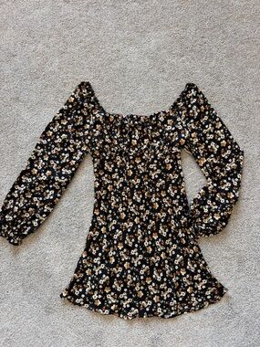 NEW Women’s Lush Black Floral Long Sleeve Mini Dress- Size Medium